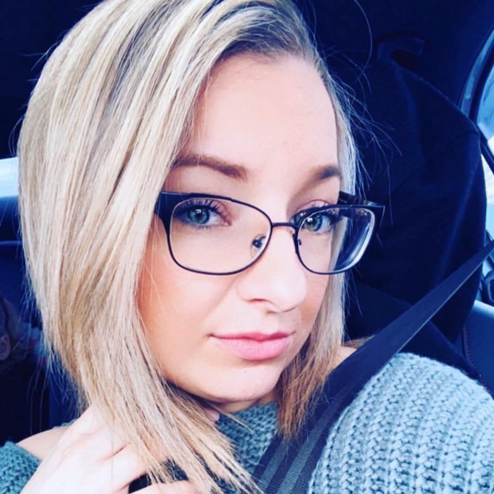 Meet your Posher, Hope